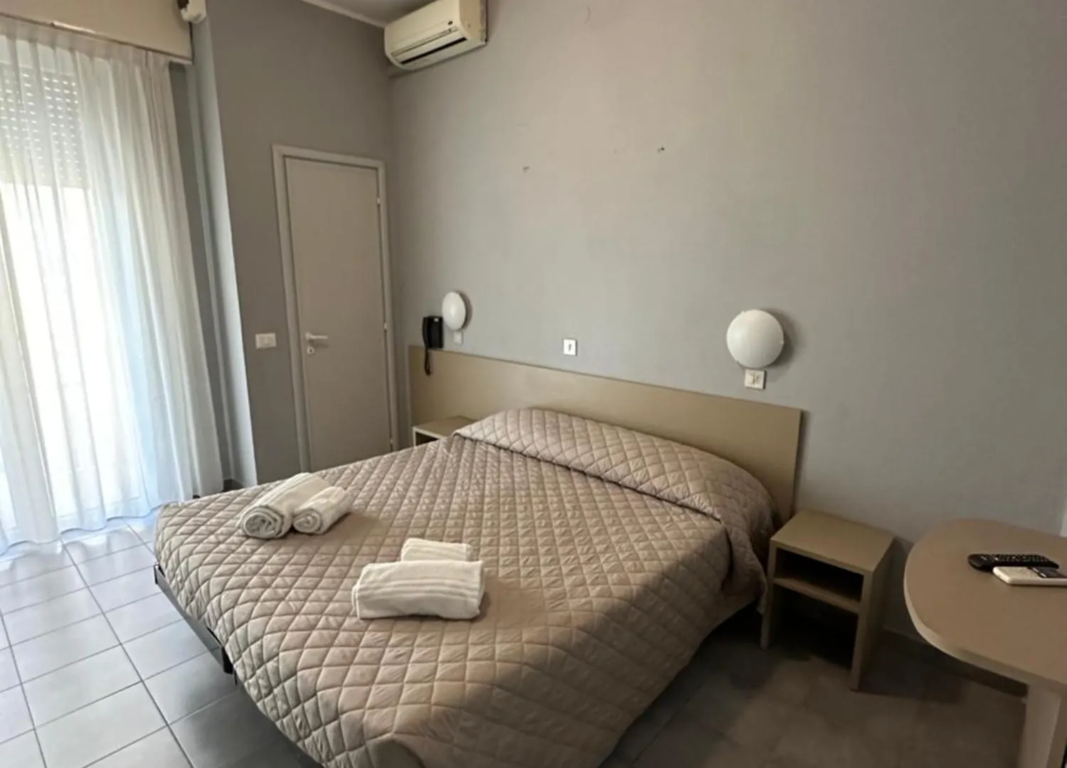 **  Hotel Austria Rimini Italy